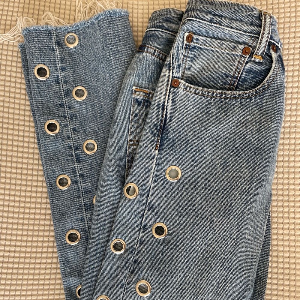 ONE OF A KIND Levi’s Wedgie Straight Jeans with Grommet Embellishments - Size 24